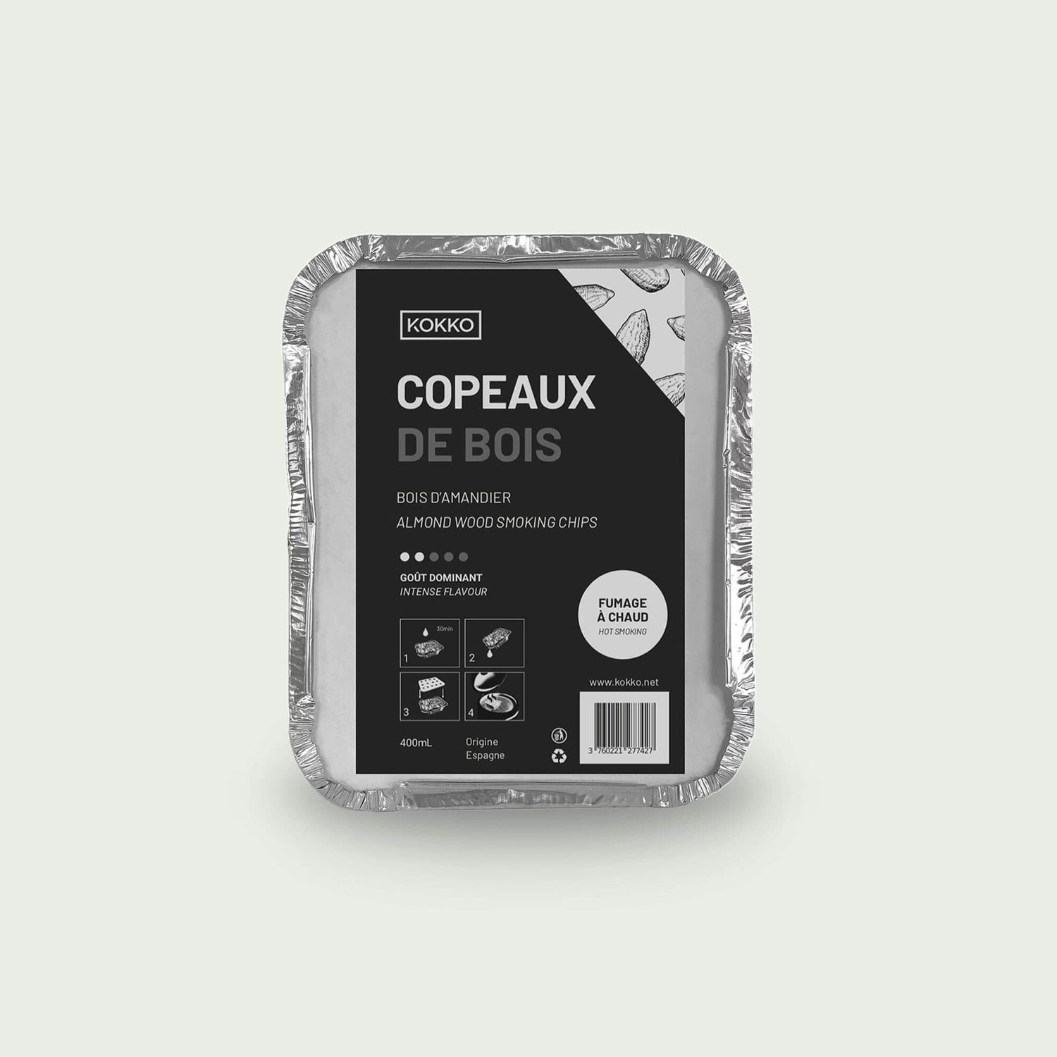Boîte de copeaux de bois d’amandier pour fumage à chaud, idéale pour un parfum délicat et légèrement sucré.