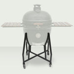 Chariot en métal noir pour Kamado Forest Grill 25", doté de roulettes robustes et d’une structure stable pour faciliter le déplacement et la sécurité lors de la cuisson.