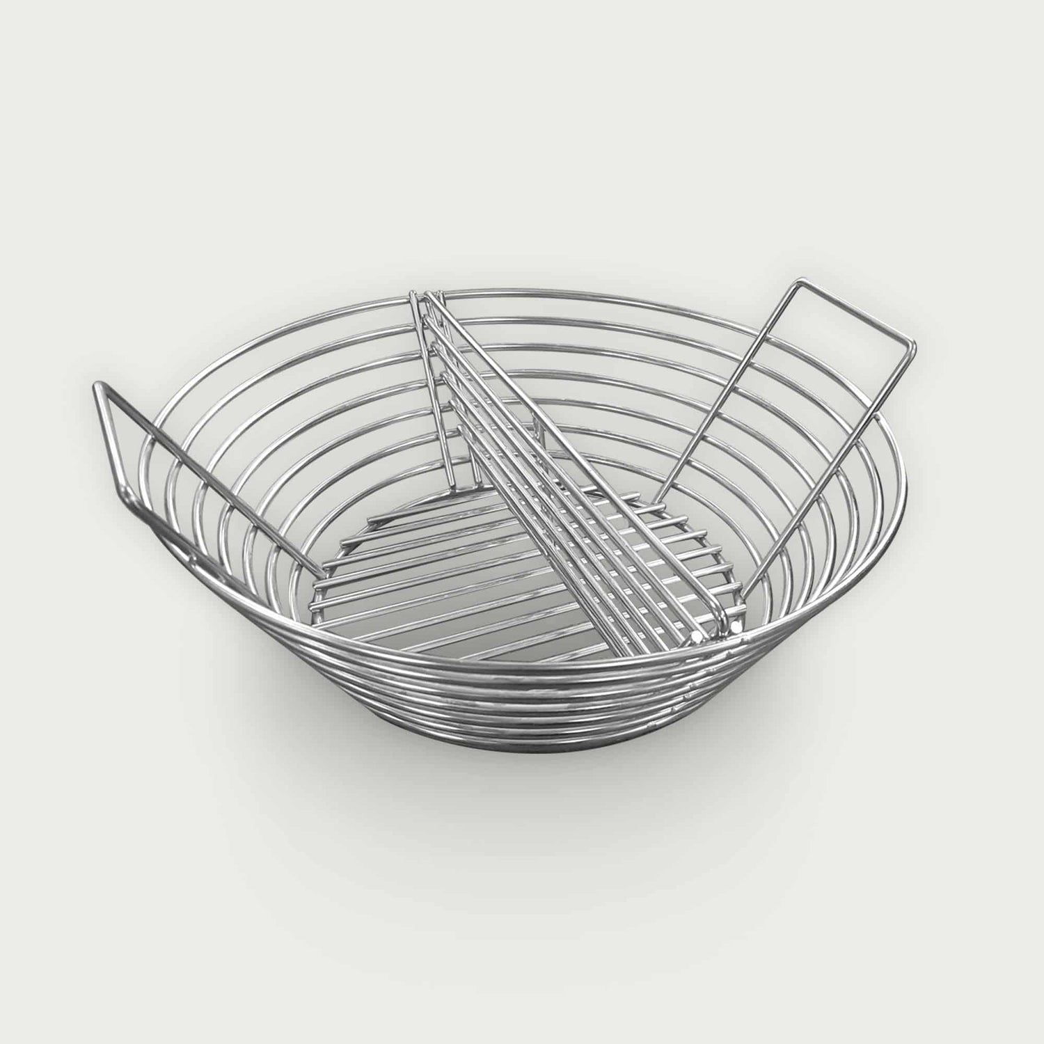 Panier à charbon en acier inoxydable avec séparateur, conçu pour le barbecue kamado afin d’optimiser la répartition de la chaleur et la gestion du feu.