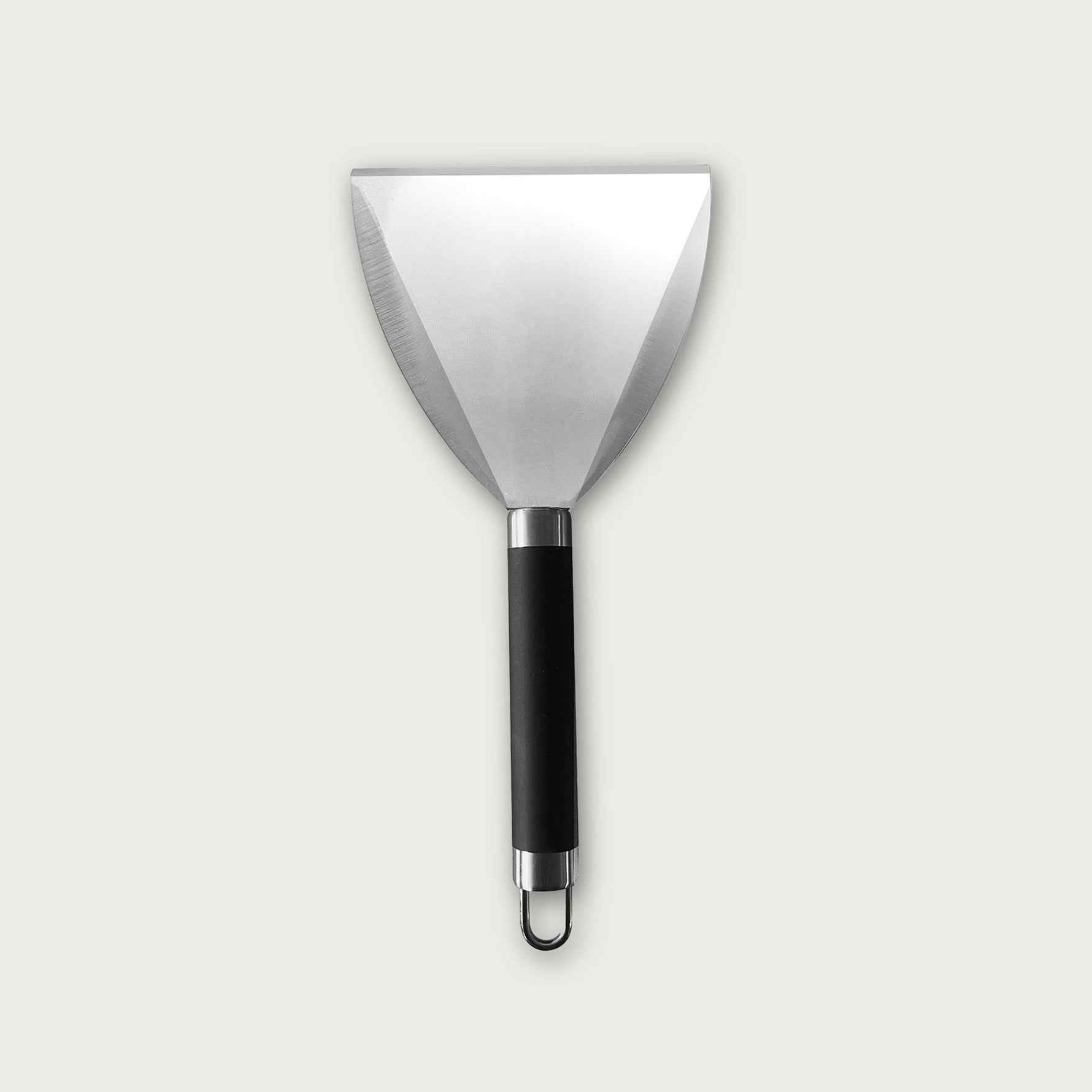 Spatule d’entretien en inox Forest Grill avec manche noir, idéale pour gratter et nettoyer les surfaces de cuisson du barbecue.